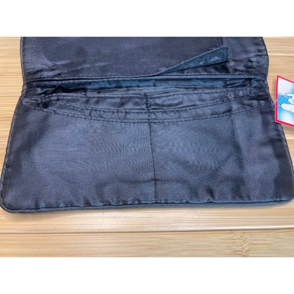 NWT Peanuts Snoopy Needlepoint Wallet Union Trading Retired New Womens Wallet - Picture 8 of 9